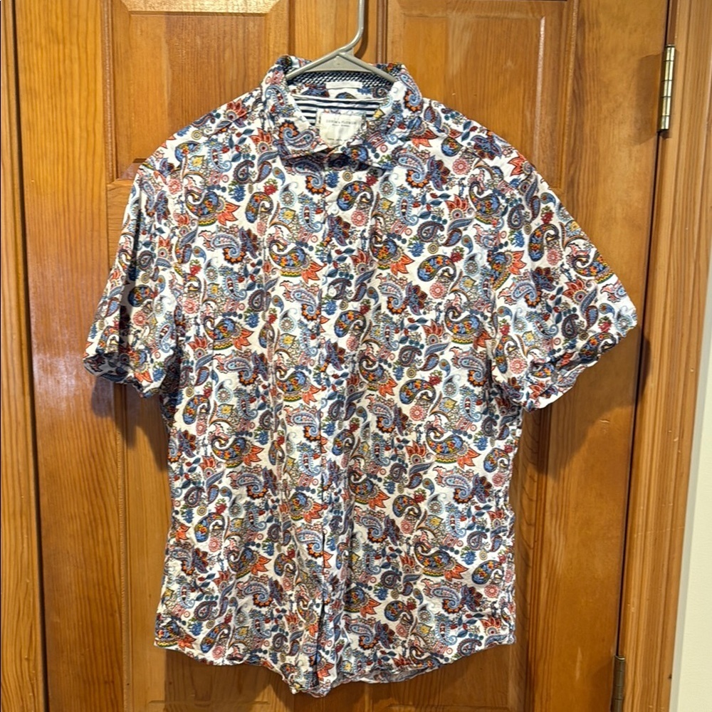 Denim & Flower Ricky Singh paisley button down shirt size xlarge .